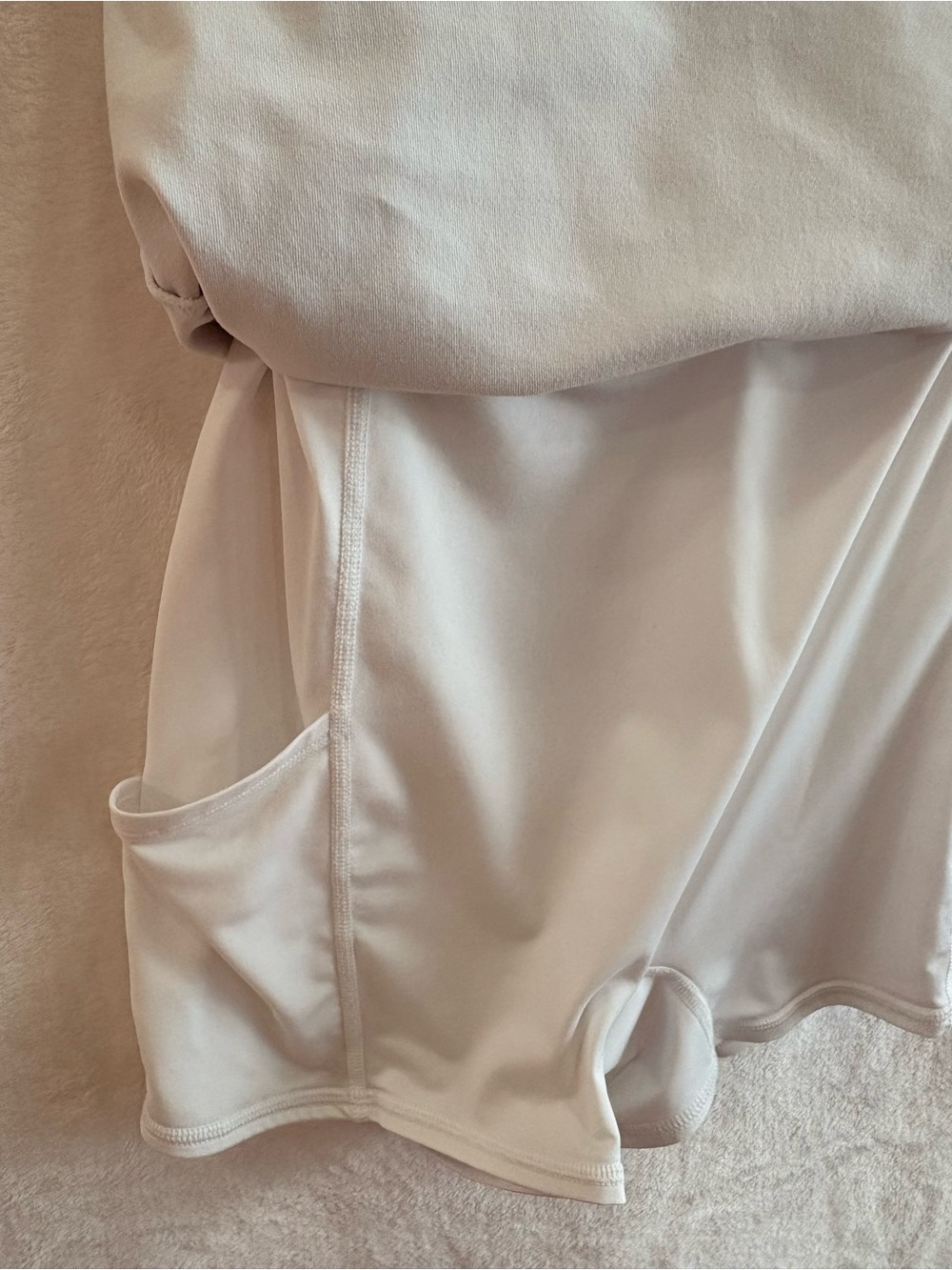 Alo Yoga White Tennis Dress Romper Built In Shorts Shelf Bra Women's Small - Picture 12 of 14